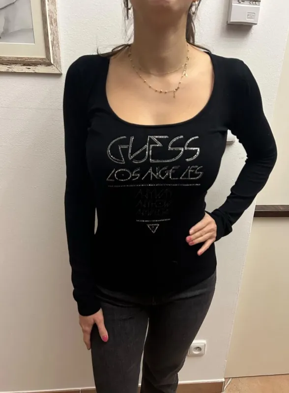 Svetr Guess